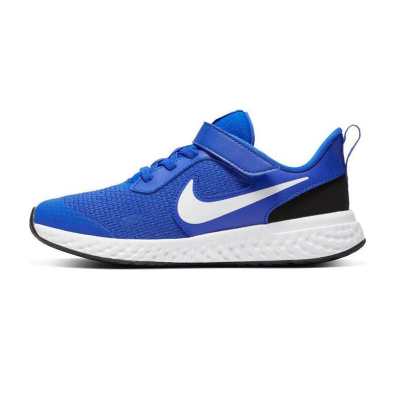 childrens nike revolution trainers