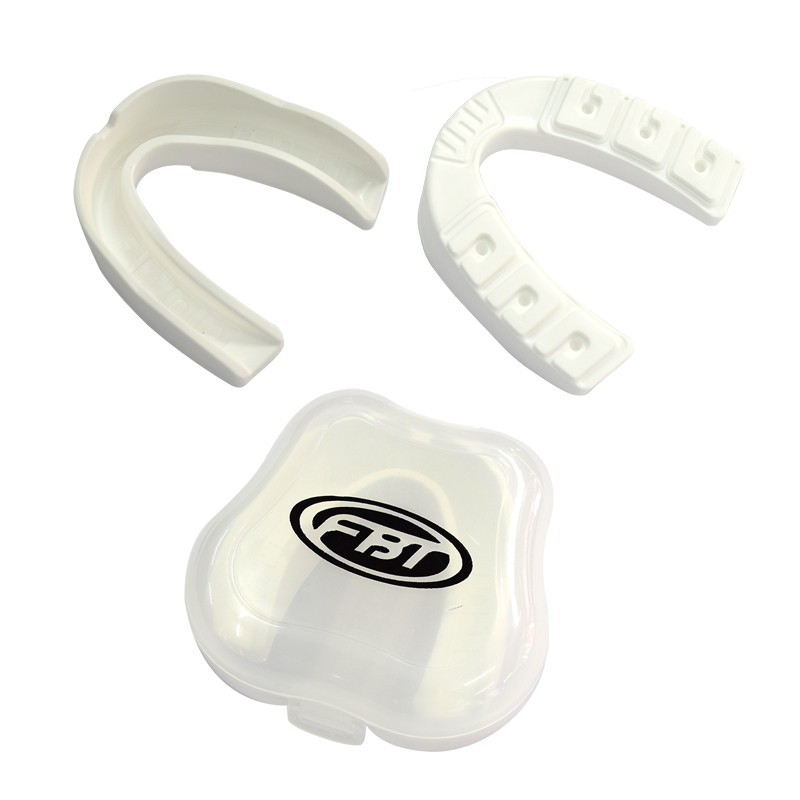 C1043 หมวกรักบี้ Canterbury VENTILATOR HEADGUARD -Black